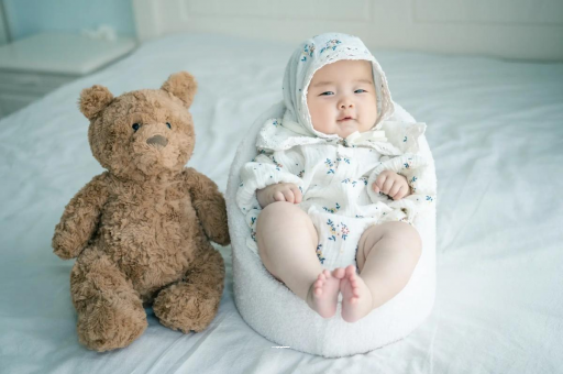 灌云宝宝吃不饱母乳的症状